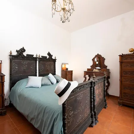 Lilla's House - Square & Close The Апартаменти *