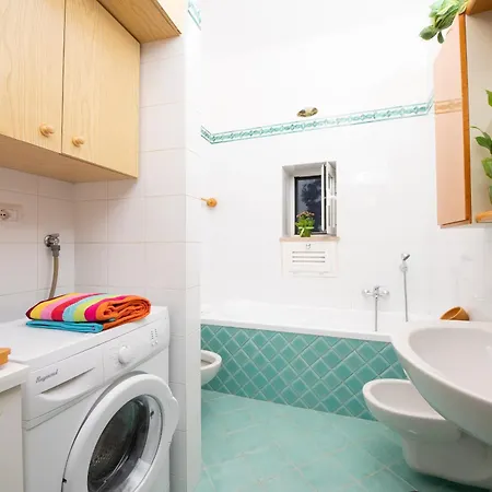 Apartmán Lilla's House - Square & Close The